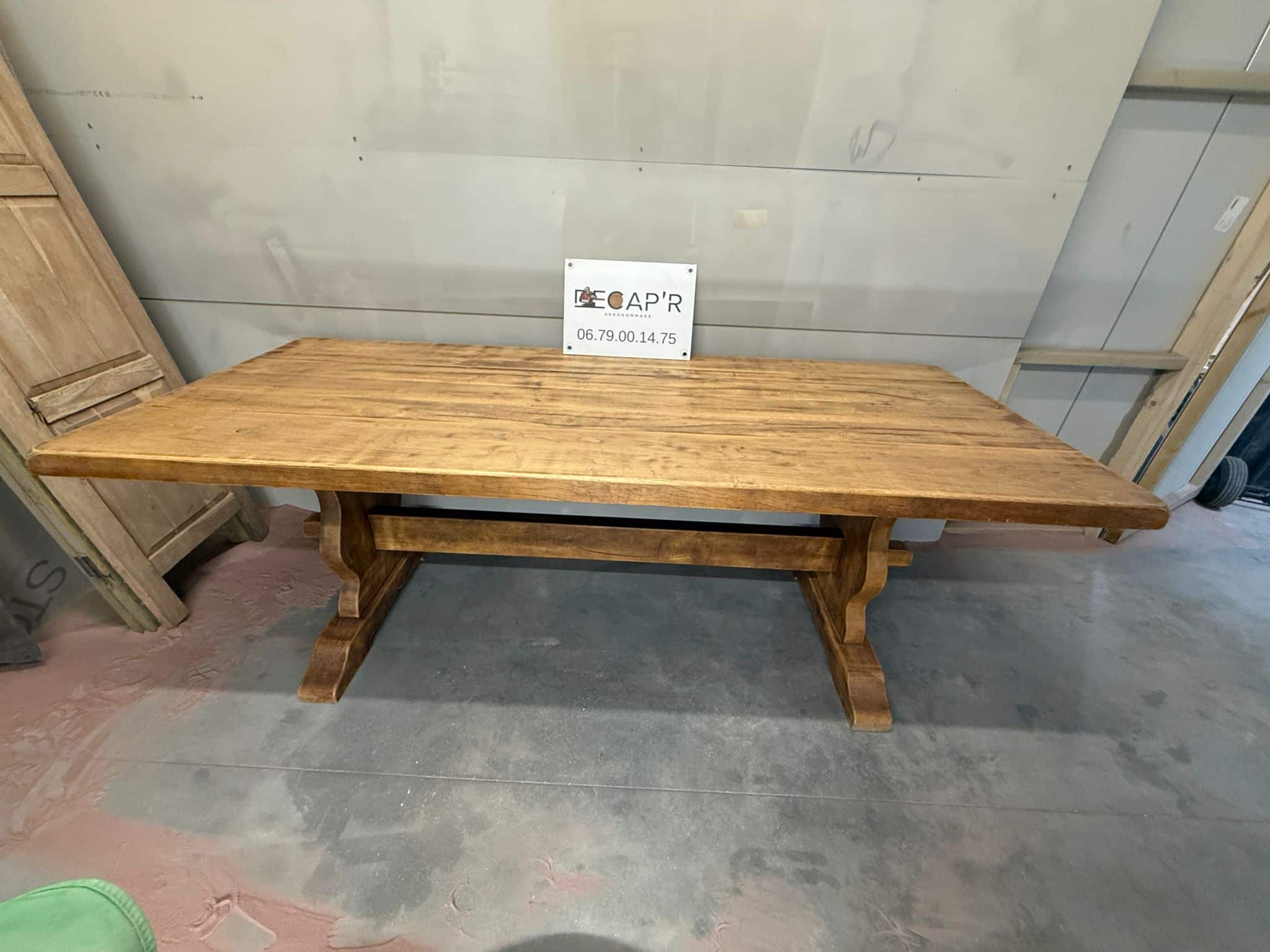 Aérogommage table en chêne à Gujan Mestras 3